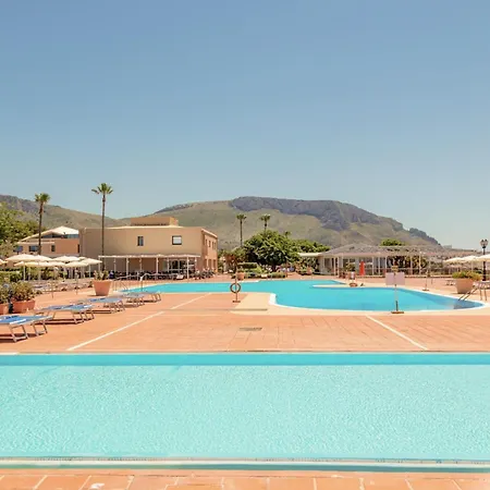 Hotel Hotiday Collection - 4*