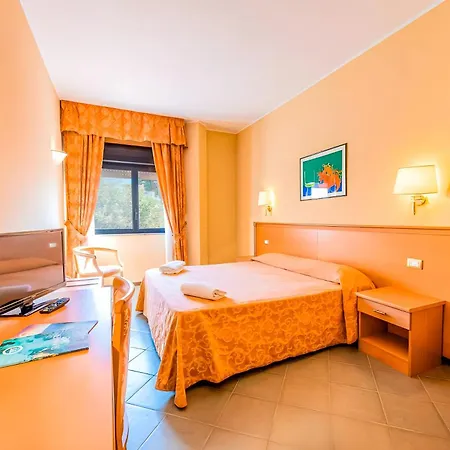 Hotiday Collection - 4* Cinisi
